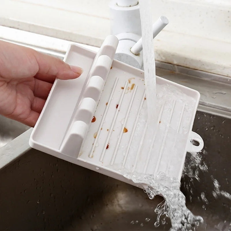 Non-slip support for kitchen utensils