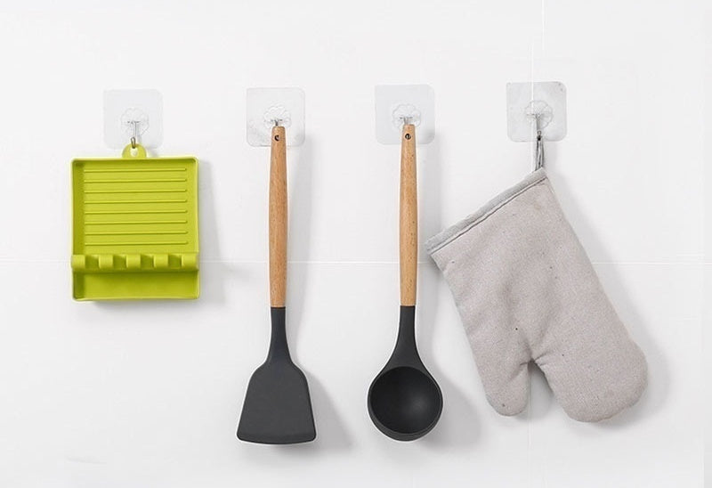 Non-slip support for kitchen utensils